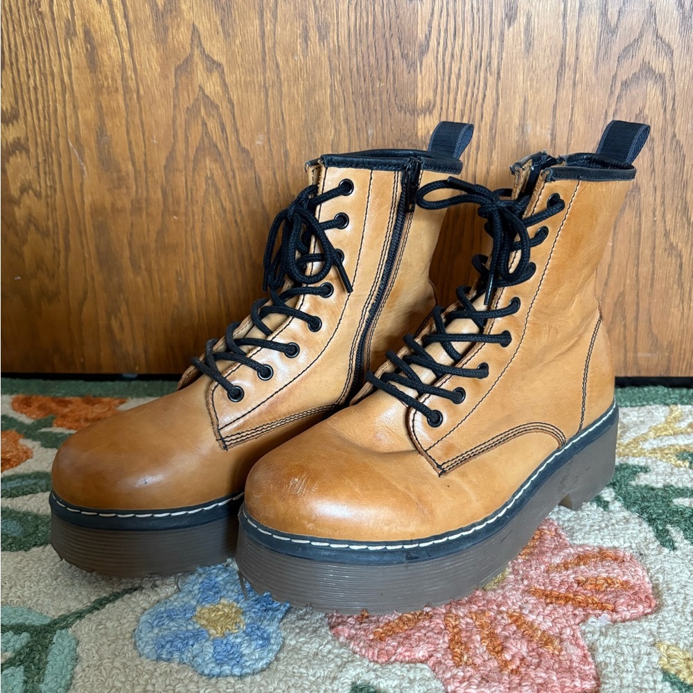 ROOLEE Leather Platform Women’s Combat Boots - Picture 2 of 3